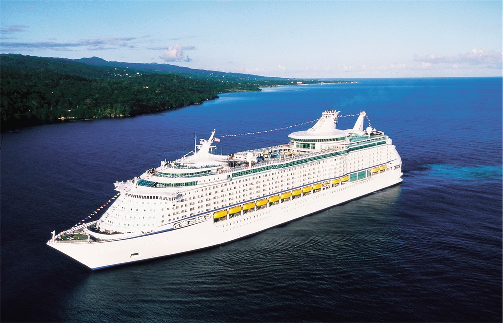 Cruise ship